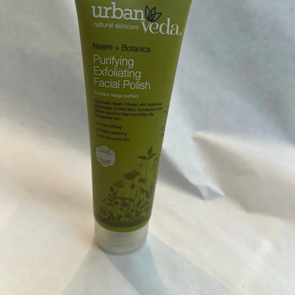 Urban Veda Purifying Facial Polish 125ml New - Picture 3 of 4